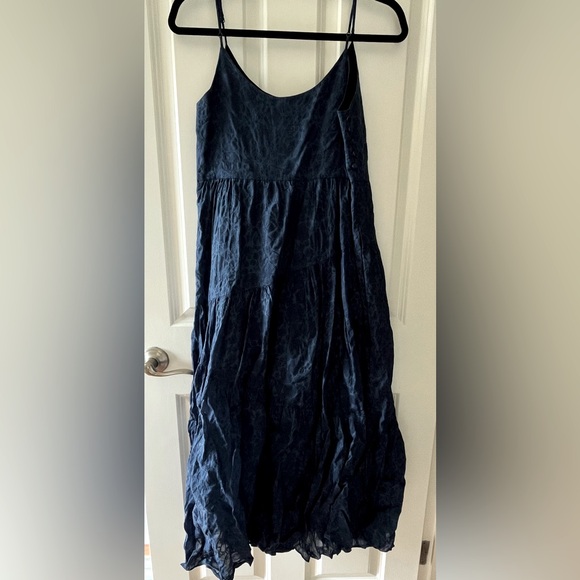 Club Monaco Traveling Tiers Dress - Picture 2 of 3